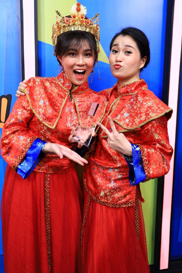 Ơn giời cậu đây rồi: Denis Đặng đứng hình trước tình cảm của trưởng phòng Trấn Thành - Ảnh 5. Ơn giời cậu đây rồi: Denis Đặng đứng hình trước tình cảm của trưởng phòng Trấn Thành - Ảnh 5.