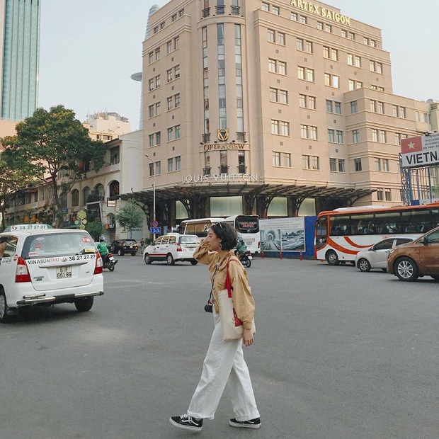 Ăn gì ở khu Metro Sài Gòn khi phố chưa lên đèn? Mặc đẹp và ăn ảnh nhé! - Ảnh 10. Ăn gì ở khu Metro Sài Gòn khi phố chưa lên đèn? Mặc đẹp và ăn ảnh nhé! - Ảnh 10.