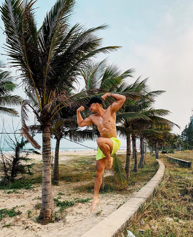 Body hấp dẫn của 2 anh em Việt kiều Đức (Người ấy là ai): Nhà có 2 cực phẩm cơ bắp! - Ảnh 8. Body hấp dẫn của 2 anh em Việt kiều Đức (Người ấy là ai): Nhà có 2 cực phẩm cơ bắp! - Ảnh 8.