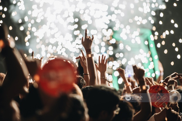 SKY TOUR: Mãn nhãn vì loạt stage máu lửa nhưng có thực làm hài lòng khán giả không phải fan Sơn Tùng M-TP? - Ảnh 8.