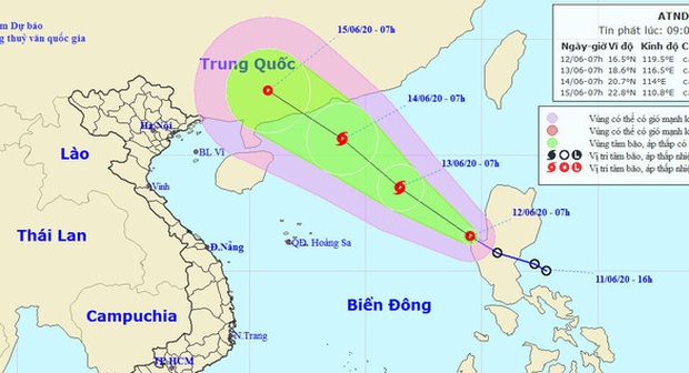 Áp thấp nhiệt đới vào Biển Đông gây gió giật cấp 11, có khả năng thành bão ngày mai - Ảnh 1.