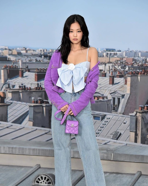 Black Pink thành con cưng của nhiều nhà mốt lừng danh nước Pháp: Danh hiệu đại sứ hay nàng thơ đều nằm gọn trong lòng bàn tay - Ảnh 2. Black Pink thành con cưng của nhiều nhà mốt lừng danh nước Pháp: Danh hiệu đại sứ hay nàng thơ đều nằm gọn trong lòng bàn tay - Ảnh 2.