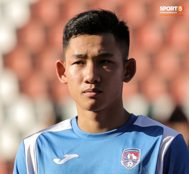Tuyển thủ U22 Việt Nam sút xa ghi bàn đẳng cấp thế giới tại V.League khiến đàn anh phải bật dậy vỗ tay - Ảnh 2. Tuyển thủ U22 Việt Nam sút xa ghi bàn đẳng cấp thế giới tại V.League khiến đàn anh phải bật dậy vỗ tay - Ảnh 2.