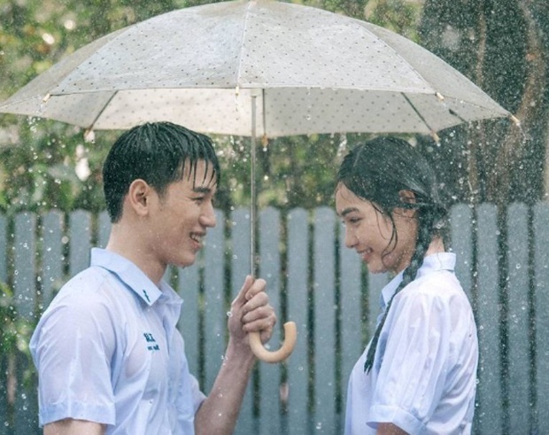 Cơn Mưa Tình Đầu: Bản remake lãng mạn chỉn chu từ Thái Lan, tiếc là mãi chẳng có ai đẹp bằng Son Ye Jin! - Ảnh 7.