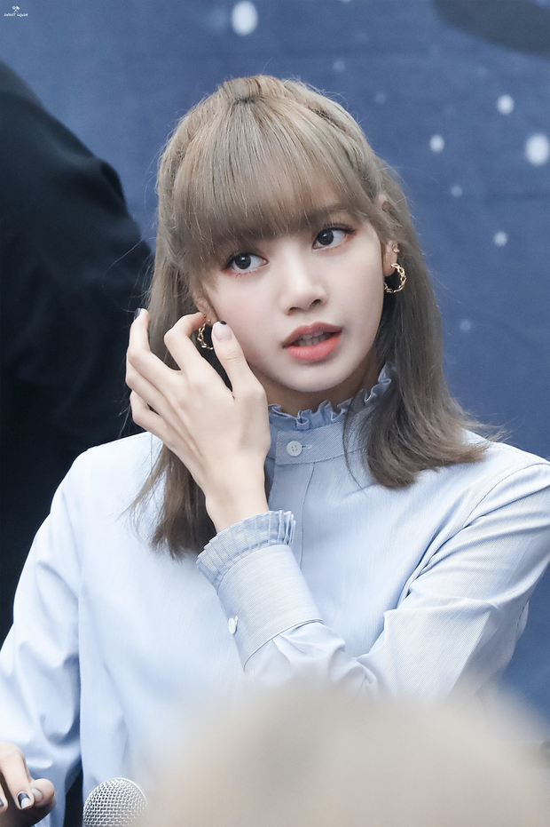 Lisa (BLACKPINK): Từ trainee uất ức, debut vẫn bị lừa 19 tỷ chỉ vì không phải người Hàn đến cú lột xác thành điều kỳ diệu của Kpop - Ảnh 37.