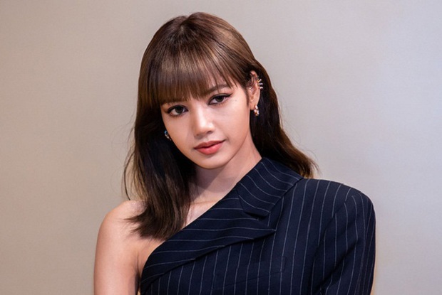 Netizen soi chi tiết Jisoo (BLACKPINK) ẩn ý về vụ quản lý lừa đảo Lisa 19 tỷ, qua đó hé lộ luôn thời điểm diễn ra vụ án? - Ảnh 2.