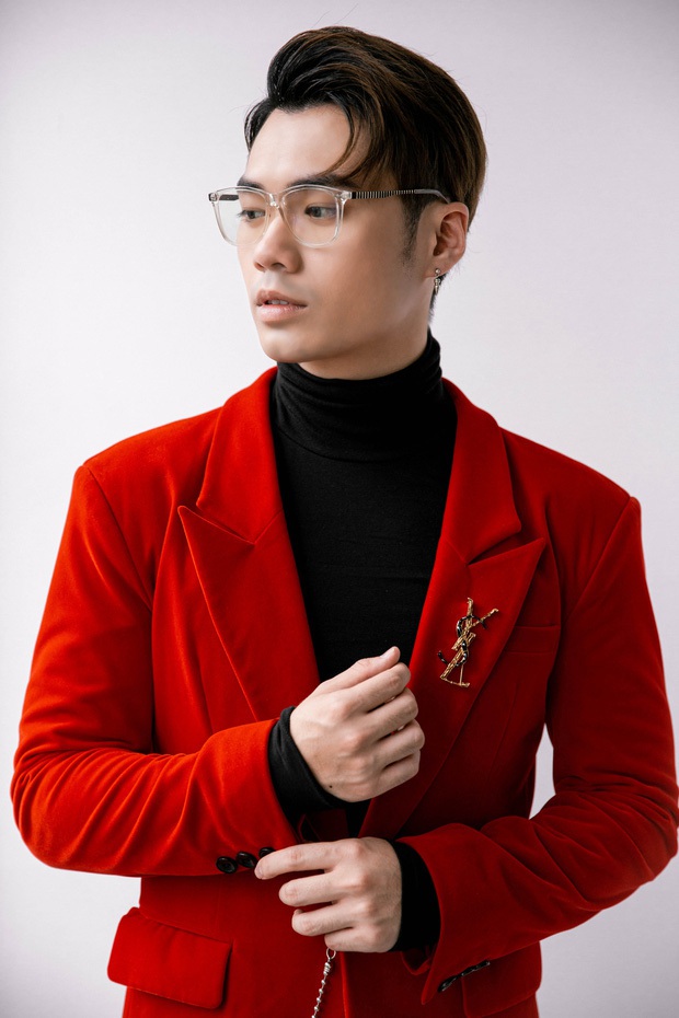 Nam chính tập 4 Người ấy là ai được dân tình khuyên nên đổi kiểu tóc, vuốt mái lên cái là khác ngay! - Ảnh 8. Nam chính tập 4 Người ấy là ai được dân tình khuyên nên đổi kiểu tóc, vuốt mái lên cái là khác ngay! - Ảnh 8.