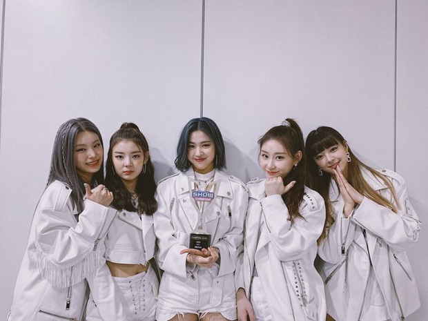 Mới xác nhận comeback mà ITZY đã bị Knet chê không có siêu hit, chế nhạo danh hiệu “tân binh quái vật” dù cứ ra nhạc là càn quét BXH? - Ảnh 2.