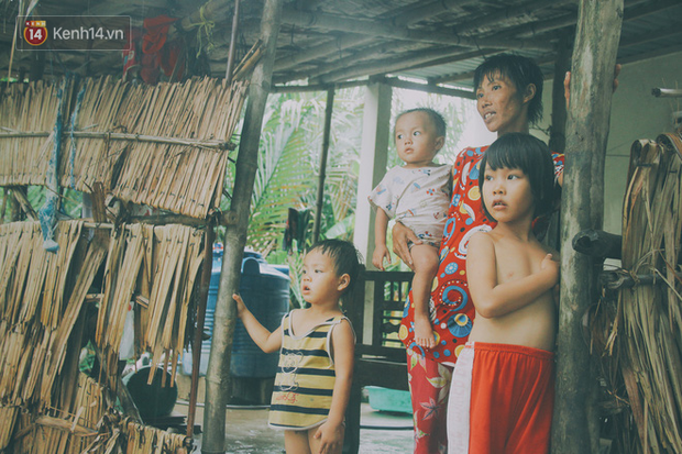 5 đứa trẻ đói ăn bên người mẹ khờ mang bụng bầu 7 tháng: Con không muốn mẹ sinh em nữa, nhà con nghèo lắm rồi - Ảnh 14.