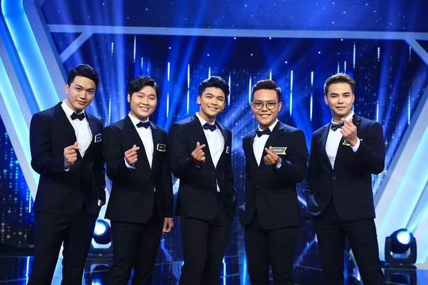 3 cực phẩm Người ấy là ai hẹn nhau ăn mừng top 1 trending, nữ chính Hà An đòi bay ra ngay vì vui quá - Ảnh 1. 3 cực phẩm Người ấy là ai hẹn nhau ăn mừng top 1 trending, nữ chính Hà An đòi bay ra ngay vì vui quá - Ảnh 1.