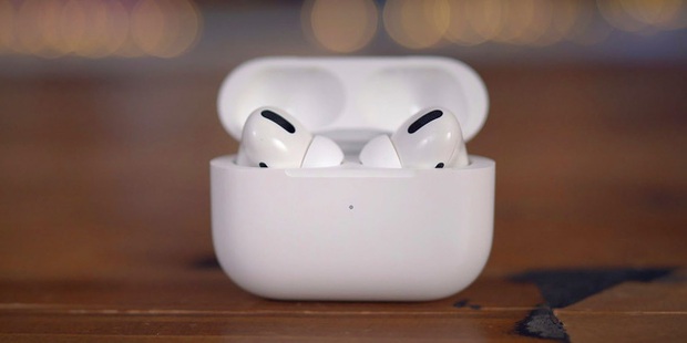 Ai dùng AirPods nhất định phải nhanh update iOS 14: Bảo vệ pin tai nghe tốt hơn, giảm bớt nguy cơ chai pin - Ảnh 1.