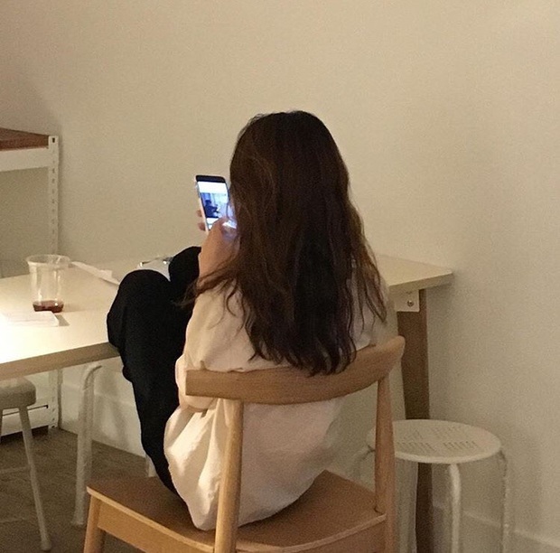Nhiều cô gái bị ăn cắp hình ảnh, thông tin trên Tinder để đăng tải lên web đen - Ảnh 4.
