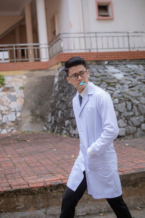 Nam chính tập 8 Người ấy là ai: Chàng bác sĩ tập sự kiêm mẫu ảnh cực điển trai cao 1m8 - Ảnh 2. Nam chính tập 8 Người ấy là ai: Chàng bác sĩ tập sự kiêm mẫu ảnh cực điển trai cao 1m8 - Ảnh 2.