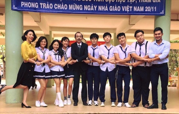 4 thầy giáo soái ca nức nở màn ảnh Việt: Thấy mê nhất đích thị là Thanh Sơn của Đừng Bắt Em Phải Quên - Ảnh 13.