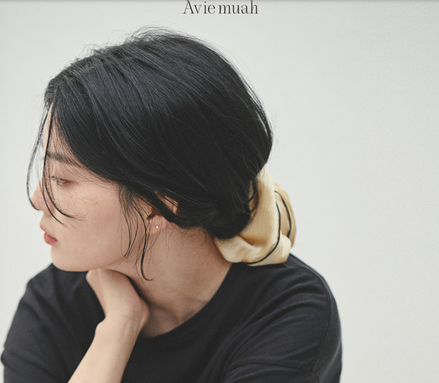 Thành viên nhóm Davichi mở thương hiệu riêng, bị chỉ trích vì đồ quá đắt: Chun buộc tóc vải giá sương sương 1,1 triệu - Ảnh 5.