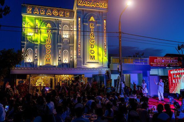 Nhiều quán karaoke xin được hoạt động trở lại sau 3 tháng đóng cửa, kiệt sức vì chi phí duy trì quá lớn - Ảnh 3.