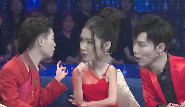 Người ấy là ai: Được Đức Phúc - Erik trợ giúp, Hòa Minzy vẫn không hát được hit mới của mình! - Ảnh 3. Người ấy là ai: Được Đức Phúc - Erik trợ giúp, Hòa Minzy vẫn không hát được hit mới của mình! - Ảnh 3.