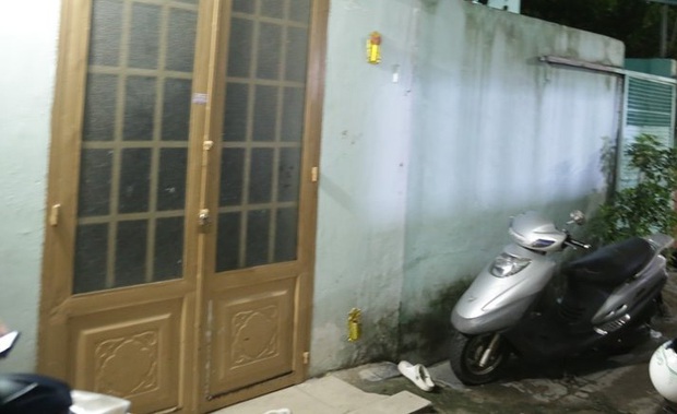 Bắt khẩn cấp gã đàn ông đánh đập dã man con gái 3 tuổi của người tình ở Sài Gòn sau khi có kết quả giám định thương tật nạn nhân - Ảnh 2. Bắt khẩn cấp gã đàn ông đánh đập dã man con gái 3 tuổi của người tình ở Sài Gòn sau khi có kết quả giám định thương tật nạn nhân - Ảnh 2.