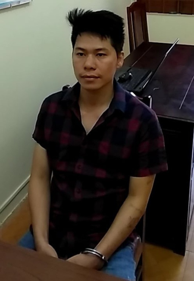 Hung thủ Lê Văn Long tại cơ quan công an.
