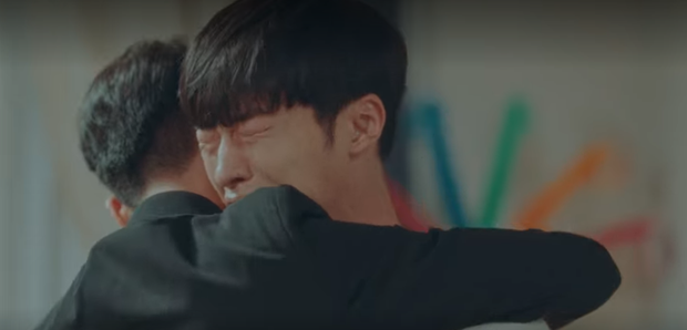 Thính xịn hơn cả hôn cổ, Lee Min Ho ôm ấp dính chặt Kim Go Eun không rời ở tập 15 Quân Vương Bất Diệt - Ảnh 14. Thính xịn hơn cả hôn cổ, Lee Min Ho ôm ấp dính chặt Kim Go Eun không rời ở tập 15 Quân Vương Bất Diệt - Ảnh 14.