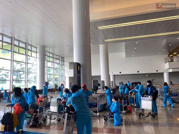 Vietnam Airlines thực hiện chuyến bay hồi hương đầu tiên từ Phần Lan và Thụy Điển - Ảnh 2.