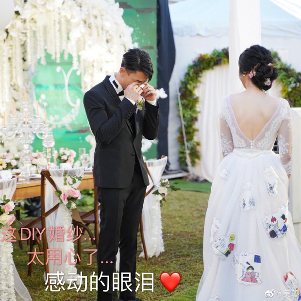 Đám cưới Cbiz hot nhất hôm nay: Sau 16 năm, Ngô Tôn rơi nước mắt trong hôn lễ cổ tích cùng khách mời đặc biệt - Ảnh 2.