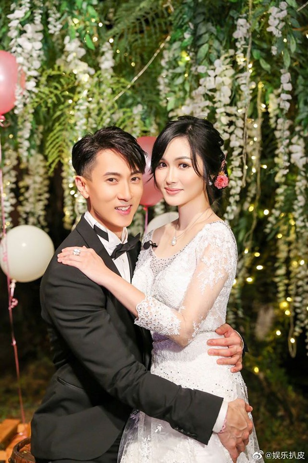 Đám cưới Cbiz hot nhất hôm nay: Sau 16 năm, Ngô Tôn rơi nước mắt trong hôn lễ cổ tích cùng khách mời đặc biệt - Ảnh 4.