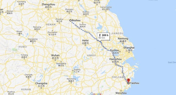 Phải đi bộ 950 km vì bị cấm lên xe buýt do không có smartphone ở Trung Quốc - Ảnh 2.