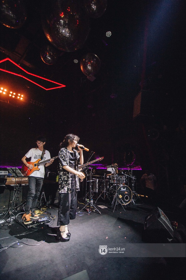 Mỹ Anh chinh phục khán giả Hà Nội với bản live Got You, tự tin làm chủ sân khấu khác hẳn bé Mỹ Anh ngày nào! - Ảnh 4. Mỹ Anh chinh phục khán giả Hà Nội với bản live Got You, tự tin làm chủ sân khấu khác hẳn bé Mỹ Anh ngày nào! - Ảnh 4.