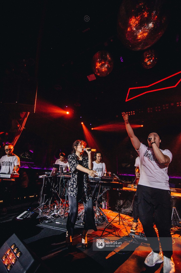 Mỹ Anh chinh phục khán giả Hà Nội với bản live Got You, tự tin làm chủ sân khấu khác hẳn bé Mỹ Anh ngày nào! - Ảnh 8. Mỹ Anh chinh phục khán giả Hà Nội với bản live Got You, tự tin làm chủ sân khấu khác hẳn bé Mỹ Anh ngày nào! - Ảnh 8.