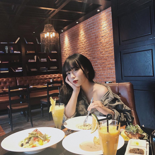 Follow gấp hội gái xinh RMIT: Đẹp thôi chưa đủ, gia đình có điều kiện vẫn tự nghĩ cách kiếm tiền - Ảnh 9. Follow gấp hội gái xinh RMIT: Đẹp thôi chưa đủ, gia đình có điều kiện vẫn tự nghĩ cách kiếm tiền - Ảnh 9.