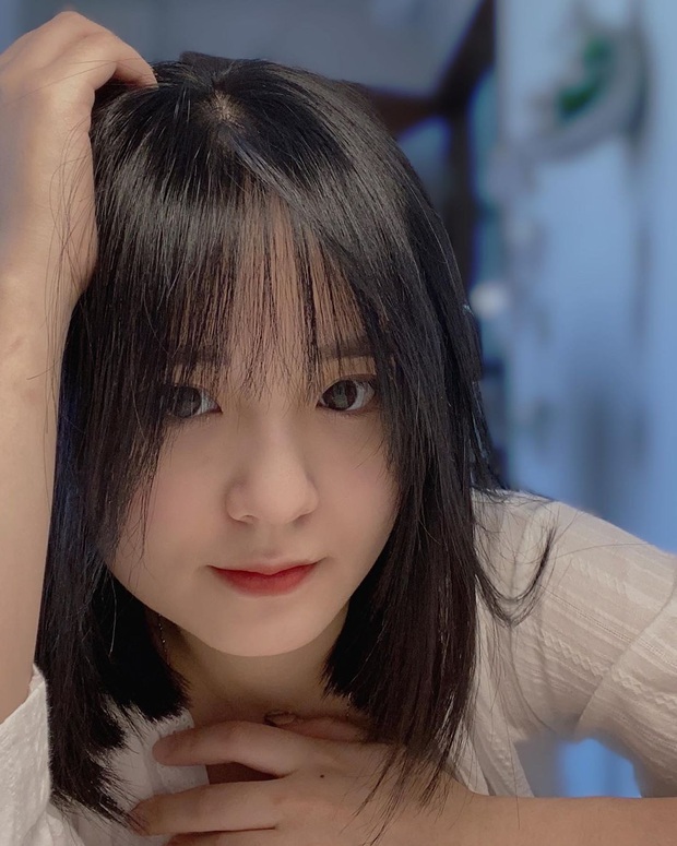 Follow gấp hội gái xinh RMIT: Đẹp thôi chưa đủ, gia đình có điều kiện vẫn tự nghĩ cách kiếm tiền - Ảnh 17. Follow gấp hội gái xinh RMIT: Đẹp thôi chưa đủ, gia đình có điều kiện vẫn tự nghĩ cách kiếm tiền - Ảnh 17.