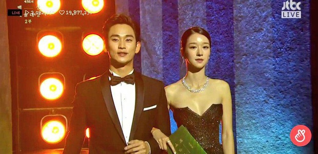 Couple Điên Thì Có Sao Kim Soo Hyun - Seo Ye Ji: Hôn hụt từ 6 năm trước, tướng phu thê, còn rõ rành rành hint hậu trường - Ảnh 10.