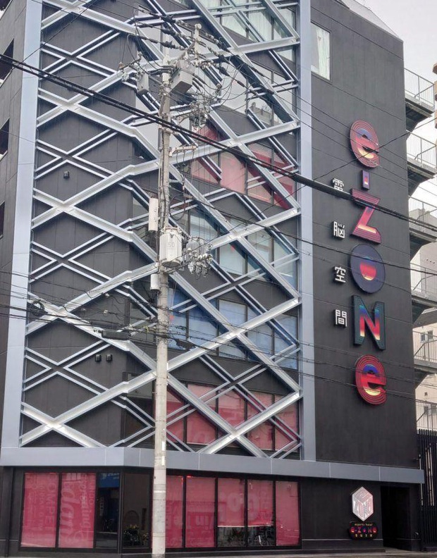 Nhật Bản chính thức khai trương khách sạn 8 tầng dành riêng cho game thủ - Ảnh 1.