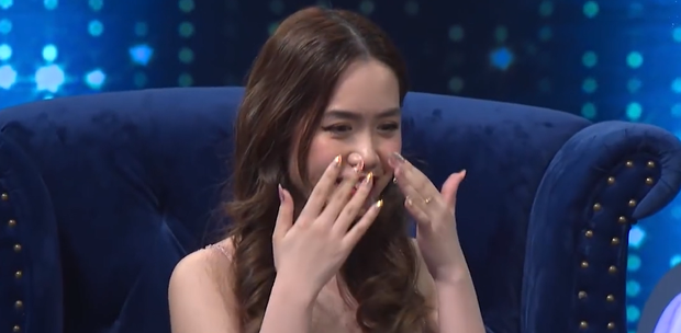 Nữ chính Người ấy là ai tự ti vì tai nạn năm 4 tuổi, Hương Giang an ủi: Ở đây tôi là nhiều sẹo nhất - Ảnh 5. Nữ chính Người ấy là ai tự ti vì tai nạn năm 4 tuổi, Hương Giang an ủi: Ở đây tôi là nhiều sẹo nhất - Ảnh 5.