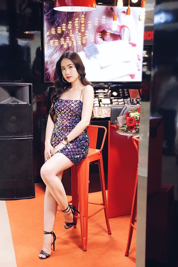 Hé lộ vết sẹo do tai nạn năm 4 tuổi từng khiến nữ chính Người ấy là ai cảm thấy tự ti - Ảnh 4. Hé lộ vết sẹo do tai nạn năm 4 tuổi từng khiến nữ chính Người ấy là ai cảm thấy tự ti - Ảnh 4.