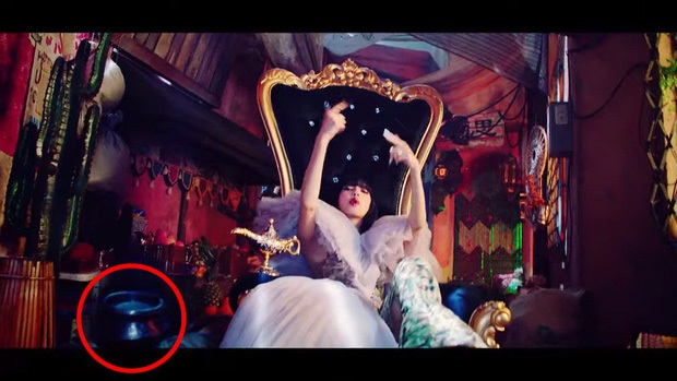 Kpop liên tiếp bị fan nước ngoài chỉ trích vì nhạo báng văn hóa: Một hạt sạn cũng làm hỏng cả sản phẩm tốt? - Ảnh 6.