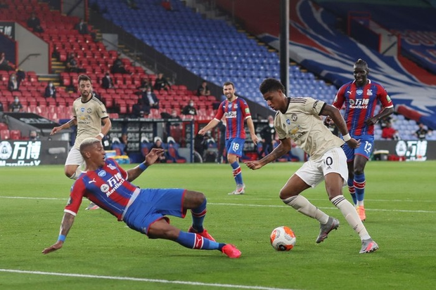 Song tấu Rashford - Martial ghi bàn: Manchester United nối dài mạch bất bại lên 19 trận - Ảnh 2.