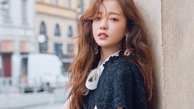 Biến căng drama giành tài sản của Goo Hara: Bố Jiyoung (KARA) bất ngờ chống lại người mẹ tham lam của idol quá cố - Ảnh 2.