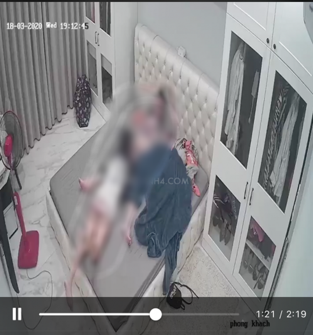 Vụ người phụ nữ bán khỏa thân để các bé trai và bé gái đụng chạm “nơi nhạy cảm”: Có dấu hiệu của tội dâm ô người dưới 16 tuổi - Ảnh 1. Vụ người phụ nữ bán khỏa thân để các bé trai và bé gái đụng chạm “nơi nhạy cảm”: Có dấu hiệu của tội dâm ô người dưới 16 tuổi - Ảnh 1.