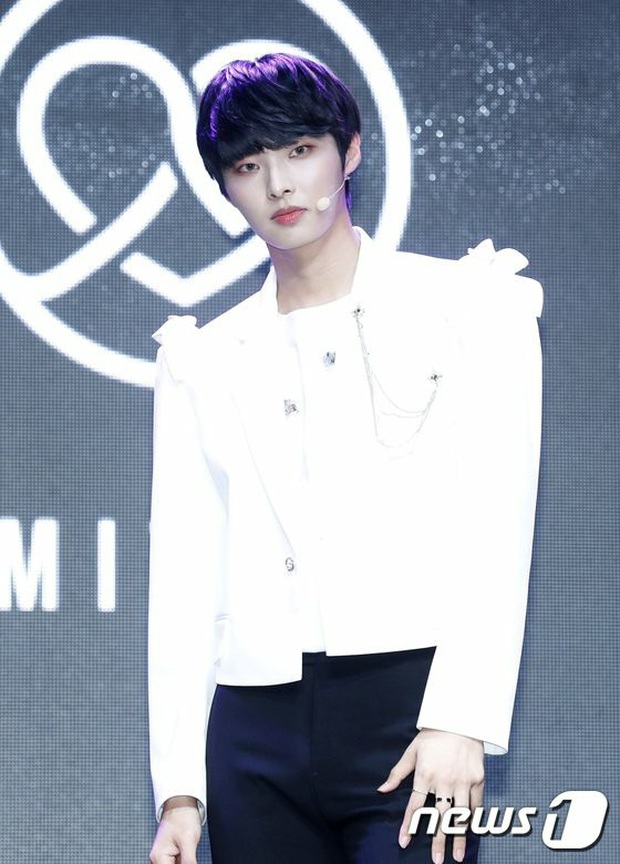 4 idol rời nhóm trong năm 2020: Thủ lĩnh AOA phải ra đi vì scandal bắt nạt 10 năm; nam thần tượng rút lui đột ngột, cắt liên lạc với công ty - Ảnh 9. 4 idol rời nhóm trong năm 2020: Thủ lĩnh AOA phải ra đi vì scandal bắt nạt 10 năm; nam thần tượng rút lui đột ngột, cắt liên lạc với công ty - Ảnh 9.