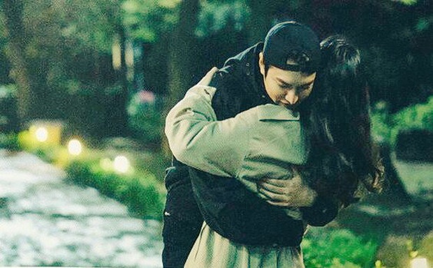 Rò rỉ ảnh chưa từng công bố của Lee Min Ho - Kim Go Eun: Sau máy quay thế này chẳng trách bị nghi hẹn hò thật - Ảnh 5.