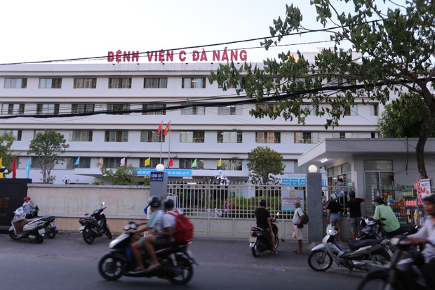 Khoảng 1.079 người đã tiếp xúc với bệnh nhân Covid-19 ở Đà Nẵng, trong đó 288 người là F1 - Ảnh 1. Khoảng 1.079 người đã tiếp xúc với bệnh nhân Covid-19 ở Đà Nẵng, trong đó 288 người là F1 - Ảnh 1.