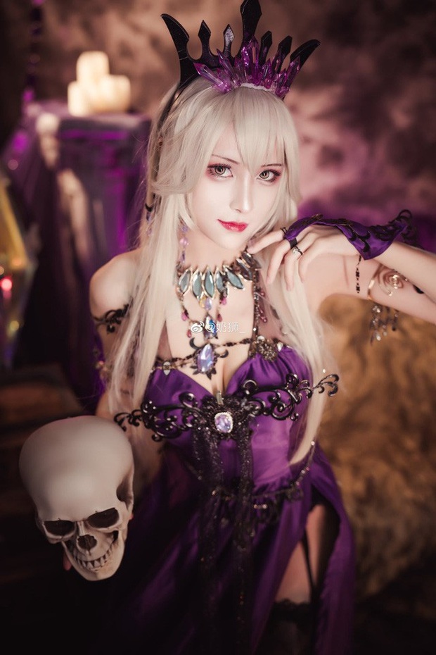 Ngắm mỹ nhân Fate/Grand Order đầy ma mị và quyến rũ qua loạt ảnh cosplay đẹp lung linh - Ảnh 13.