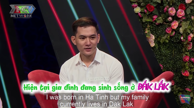 Cực phẩm cô giáo tiểu học đi show hẹn hò: MC khen nức nở, mẹ chàng trai ưng từ cái nhìn đầu tiên - Ảnh 4. Cực phẩm cô giáo tiểu học đi show hẹn hò: MC khen nức nở, mẹ chàng trai ưng từ cái nhìn đầu tiên - Ảnh 4.