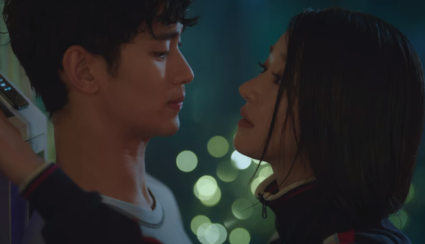 Đưa khùng nữ Seo Ye Ji đi nhà nghỉ nhưng Kim Soo Hyun lại quên đem tiền ở Điên Thì Có Sao tập 5 - Ảnh 2.