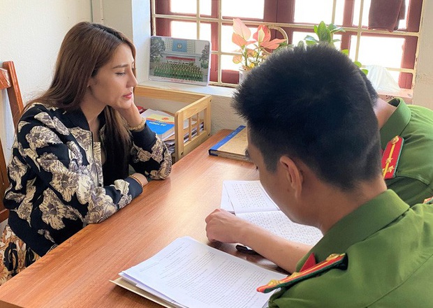 Đường dây bán dâm chuyên nghiệp giá 3-5 triệu đồng/lượt do “tú bà” xinh đẹp điều hành - Ảnh 3. Đường dây bán dâm chuyên nghiệp giá 3-5 triệu đồng/lượt do “tú bà” xinh đẹp điều hành - Ảnh 3.