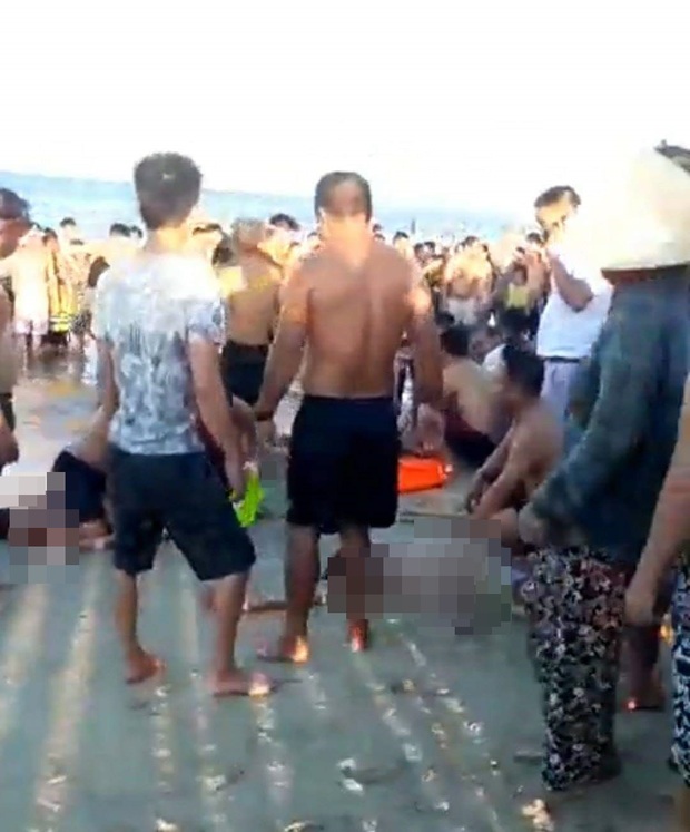3 thanh niên chết đuối thương tâm khi tắm biển ở Quảng Nam - Ảnh 1.