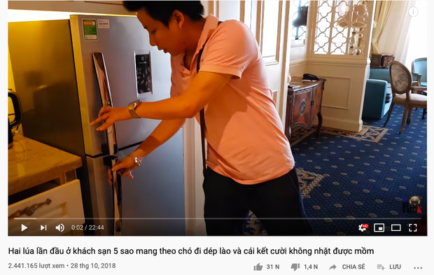 Đoạn clip review khách sạn 5 sao của Khoa Pug từ 2 năm trước bỗng dưng bị dân mạng đào lại chỉ vì cú lỡ tay... làm hư tủ lạnh - Ảnh 5. Đoạn clip review khách sạn 5 sao của Khoa Pug từ 2 năm trước bỗng dưng bị dân mạng đào lại chỉ vì cú lỡ tay... làm hư tủ lạnh - Ảnh 5.