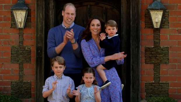 Quan điểm thẳng thắn của Nữ hoàng khi dân tình kêu gọi bỏ qua Thái tử Charles, để Hoàng tử William lên kế vị ngay sau khi bà qua đời - Ảnh 3. Quan điểm thẳng thắn của Nữ hoàng khi dân tình kêu gọi bỏ qua Thái tử Charles, để Hoàng tử William lên kế vị ngay sau khi bà qua đời - Ảnh 3.